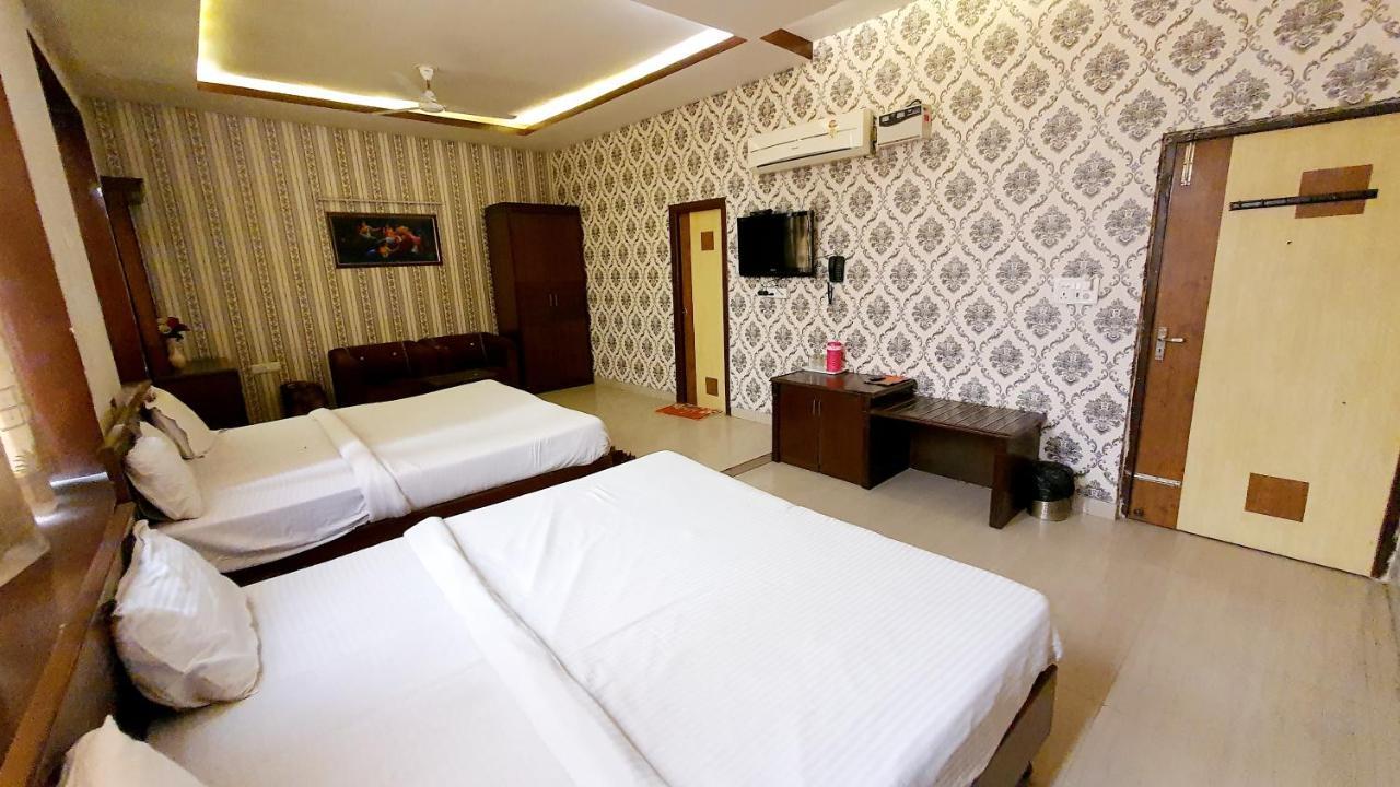 Hotel Amritsar Inn Экстерьер фото